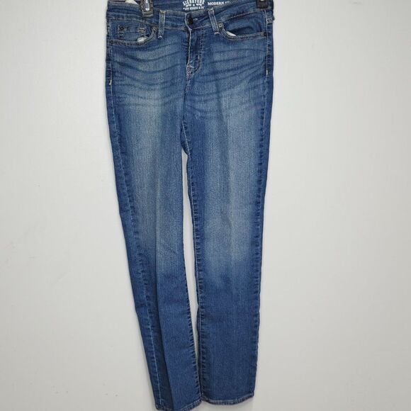2 Pairs of Levi's Signature Modern Straight Low Rise Jeans Size 6 EUC - Picture 1 of 13